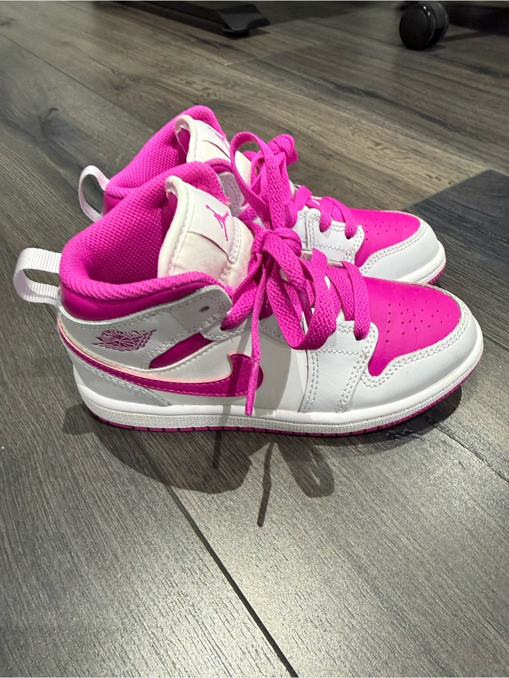 Nike Jordan 1 Mid - Pink & White - Size 12 - Picture 1 of 5